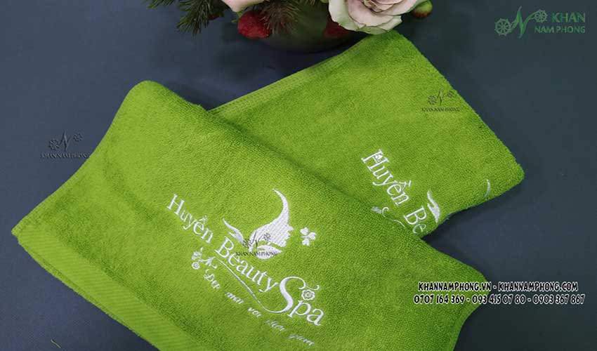 Khăn Quấn Tóc Spa Màu Xanh Cốm 100% Cotton Cao Cấp 34X80Cm Thêu Logo Khăn Quấn Tóc Spa Màu Xanh Cốm 100% Cotton Cao Cấp 34x80cm Thêu Logo