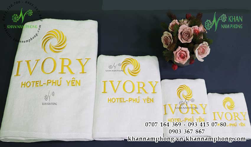 Combo Khăn Tắm, Tay Mặt Khách Sạn 100% Cotton Cao Cấp Thêu Logo Màu Trắng Combo Khăn Tắm, Tay Mặt Khách Sạn 100% Cotton Cao Cấp Thêu Logo Màu Trắng