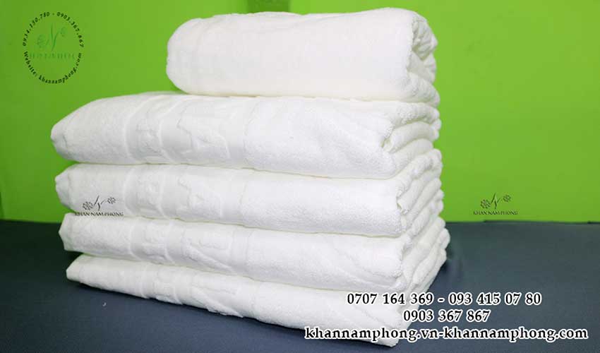 Khăn Bông Tắm Khách Sạn 70X140Cm Dập Logo 100% Cotton Màu Trắng Khăn Bông Tắm Khách Sạn 70x140cm Dập Logo 100% Cotton Màu Trắng