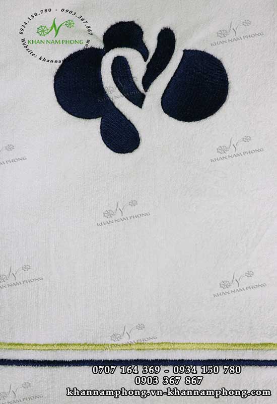 Khăn Body Spa 100% Cotton Màu Trắng Thêu Logo Mẫu khăn body Thêu Sọc (Trắng-Cotton)