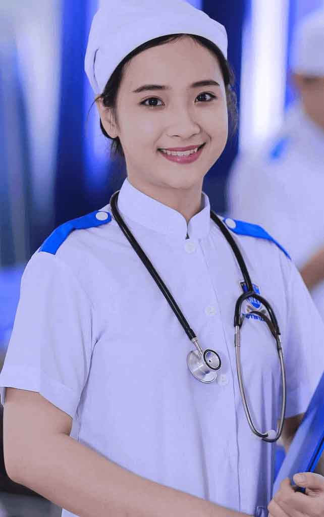 Áo Blouse Y Tá, Bác Sĩ Cổ Lãnh Tụ Màu Trắng Chất Cotton Nhật Tuyển Chọn 2 Áo Blouse Y Tá, Bác Sĩ Cổ Lãnh Tụ Màu Trắng Chất Cotton Nhật Tuyển Chọn 2