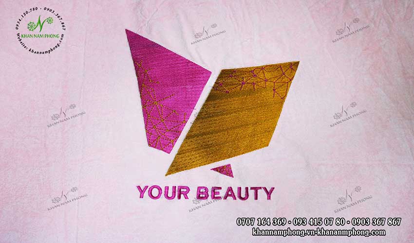 Khăn Body Spa Màu Hồng Pastel Microfiber Thêu Logo Kt 70X140Cm Khăn Body Spa Màu Hồng Pastel Microfiber Thêu Logo KT 70x140cm