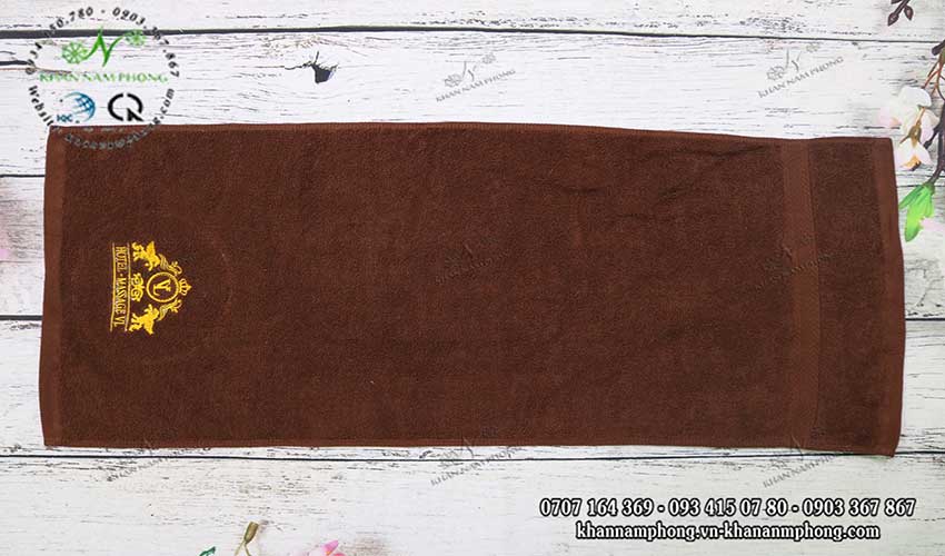 Khăn Tắm Khách Sạn, Spa 100% Cotton Cao Cấp 34X80Cm Size Nhỏ Màu Nâu Thêu Logo - Khăn Nam Phong Khăn Tắm Khách Sạn, Spa 100% Cotton Cao Cấp 34x80cm Size Nhỏ Màu Nâu Thêu Logo - Khăn Nam Phong