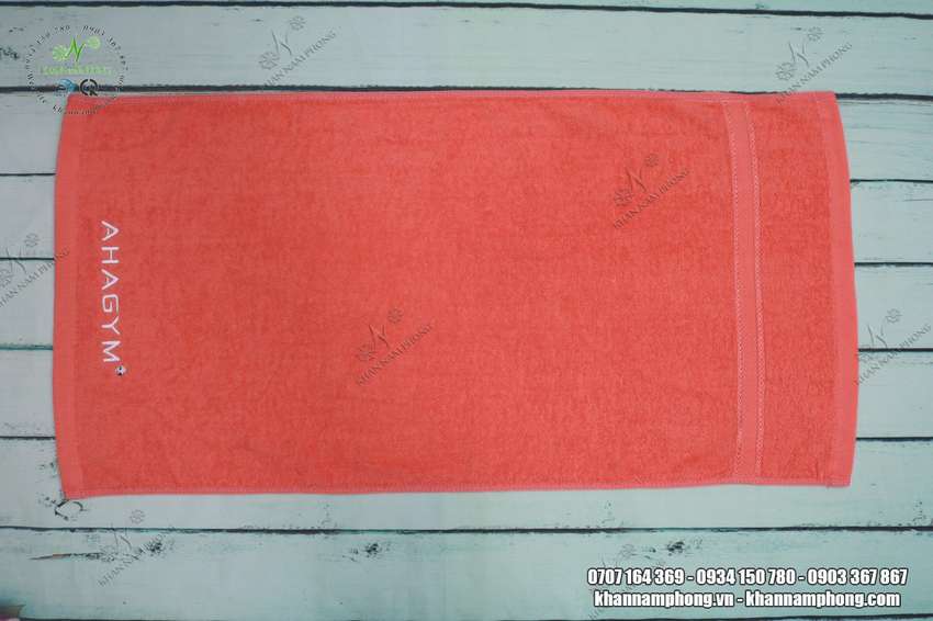 Khăn Thể Thao Tập Gym Cao Cấp Màu Đỏ 34X80Cm Thêu Logo Ahagym Khăn Thể Thao Tập Gym Cao Cấp Màu Đỏ 34x80cm Thêu Logo AHAGYM