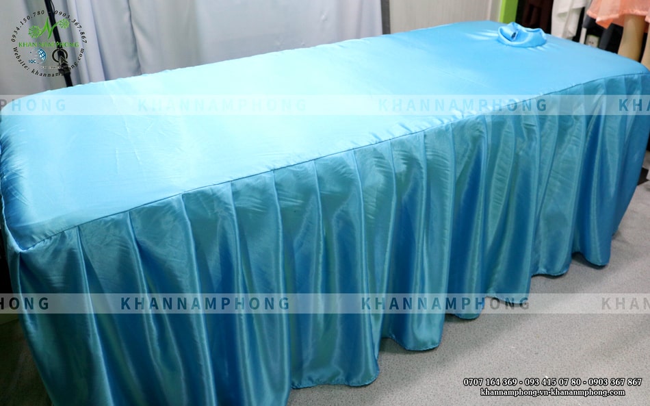 Ga Trải Giường Nối Mi, Phun Xăm, Spa, Tmv Có Lỗ Màu Xanh Ngọc Nhạt Chất Liệu Lụa Hàn Quốc Ga Trải Giường Nối Mi, Phun Xăm, Spa, TMV Có Lỗ Màu Xanh Ngọc Nhạt Chất Liệu Lụa Hàn Quốc