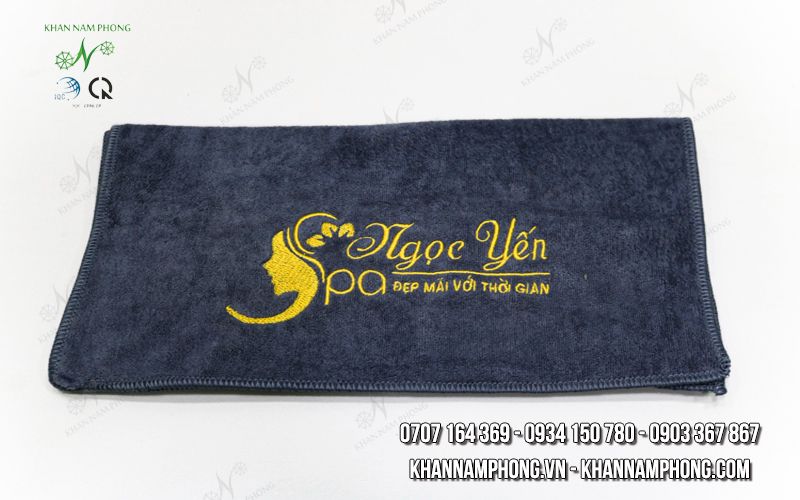 Khăn Spa Microfiber Màu Xám Thêu Logo Ngọc Yến - Kt 34X80Cm Khăn Spa Microfiber Màu Xám Thêu Logo Ngọc Yến - KT 34x80cm