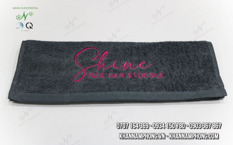 Khăn Spa 100% Cotton Màu Xám Thêu Logo Shine NAIL BAR & LOUNGE (40x60cm) Khăn Spa 100% Cotton Màu Xám Thêu Logo Shine NAIL BAR & LOUNGE (40x60cm)