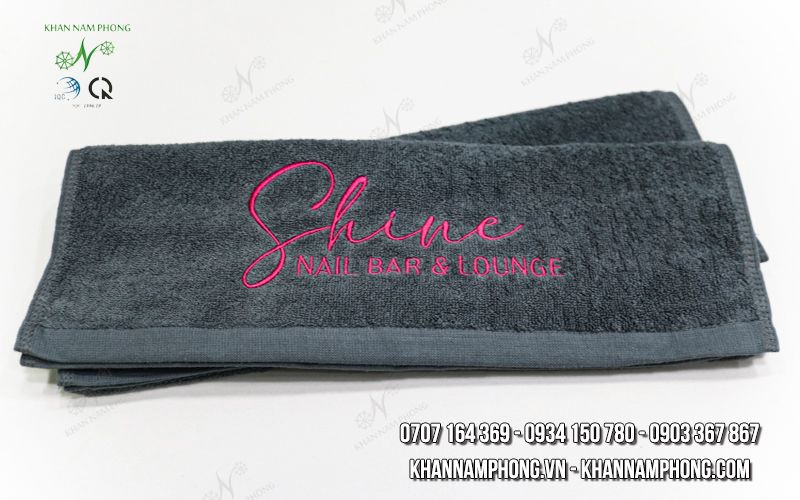 Khăn Spa 100% Cotton Màu Xám Thêu Logo Shine NAIL BAR & LOUNGE (40x60cm) Khăn Spa 100% Cotton Màu Xám Thêu Logo Shine NAIL BAR & LOUNGE (40x60cm)