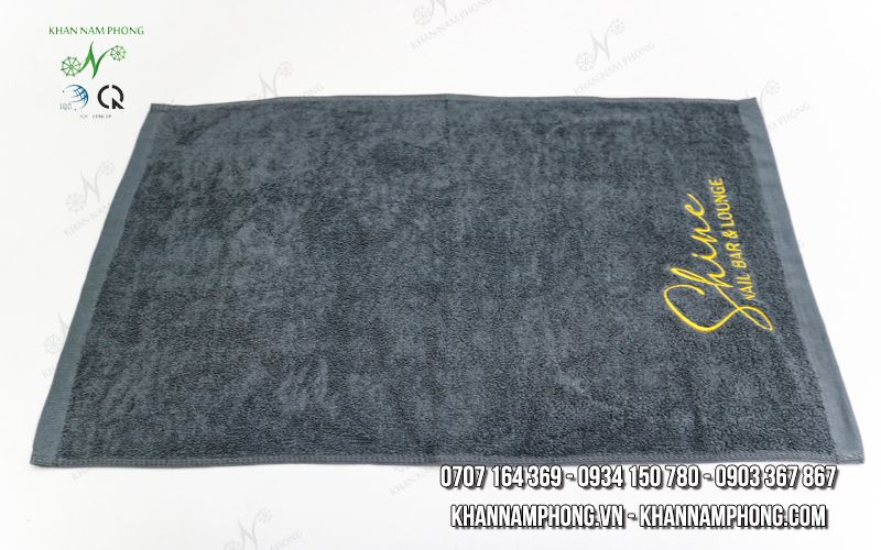 Khăn Spa 100% Cotton Màu Xám Thêu Logo Shine NAIL BAR & LOUNGE (40x60cm) Khăn Spa 100% Cotton Màu Xám Thêu Logo Shine NAIL BAR & LOUNGE (40x60cm)