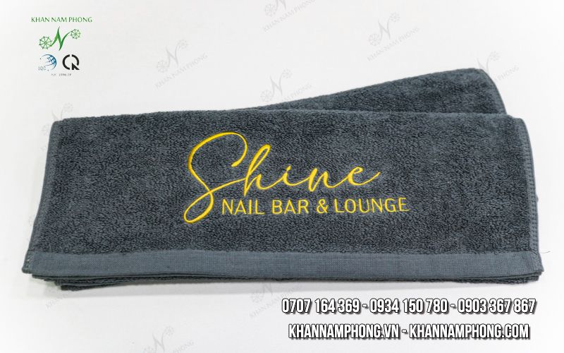 Khăn Spa 100% Cotton Màu Xám Thêu Logo Shine NAIL BAR & LOUNGE (40x60cm) Khăn Spa 100% Cotton Màu Xám Thêu Logo Shine NAIL BAR & LOUNGE (40x60cm)