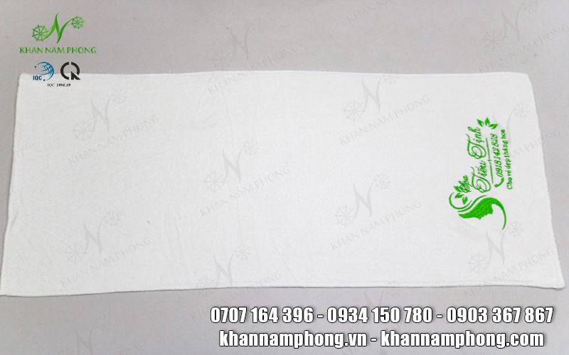 Khăn Spa Microfiber Màu Trắng Thêu Logo Tiểu Tịnh Spa - Kt 34X80Cm Khăn Spa Microfiber Màu Trắng Thêu Logo Tiểu Tịnh Spa - KT 34x80cm