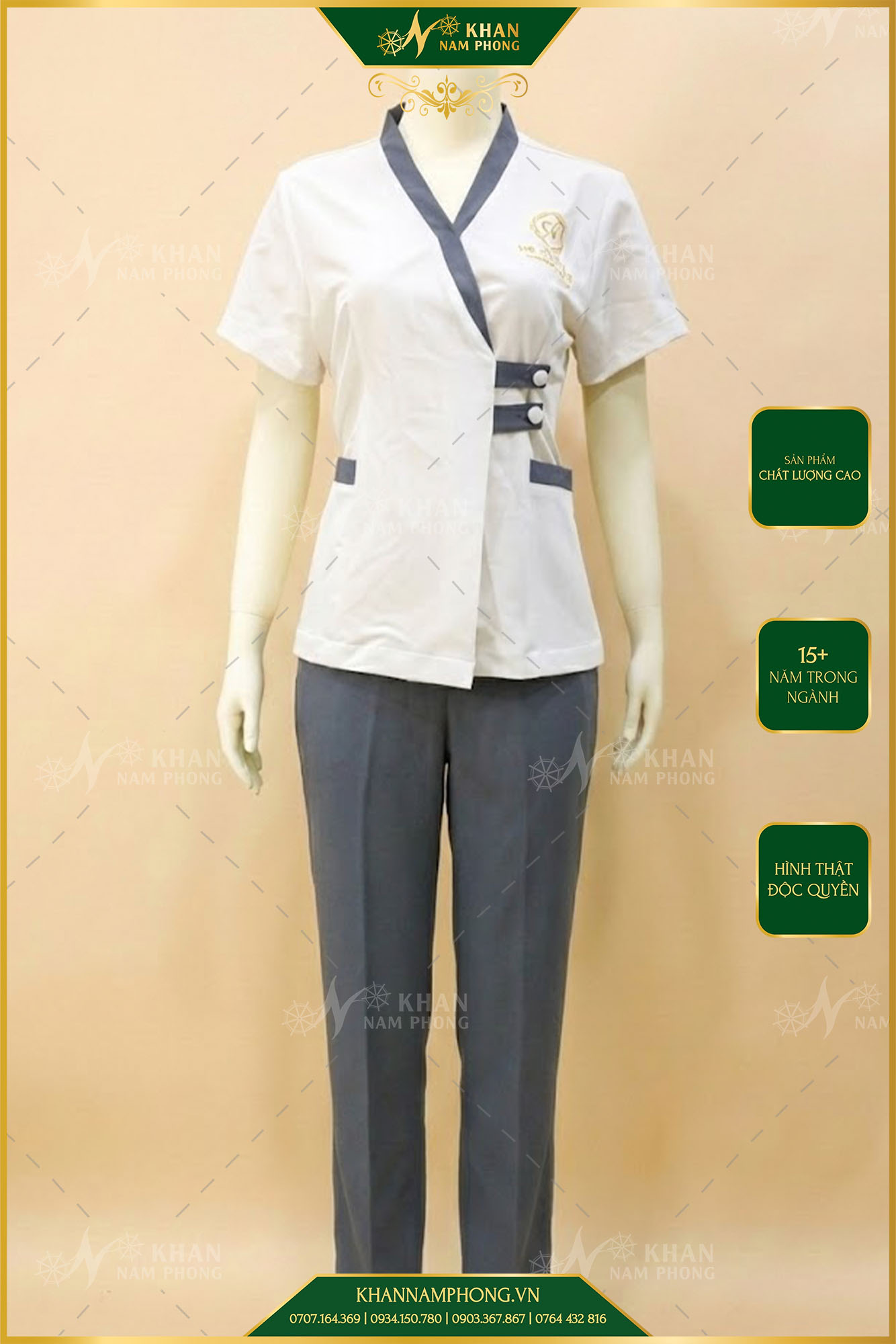 Đồng Phục Clinic Màu Trắng Gạo Chất Liệu Cotton Nhật Thêu Logo Dr Cao Yến Clinic Váy Đồng Phục Clinic Màu Trắng Gạo Chất Liệu Cotton Nhật Thêu Logo Dr Cao Yến Clinic