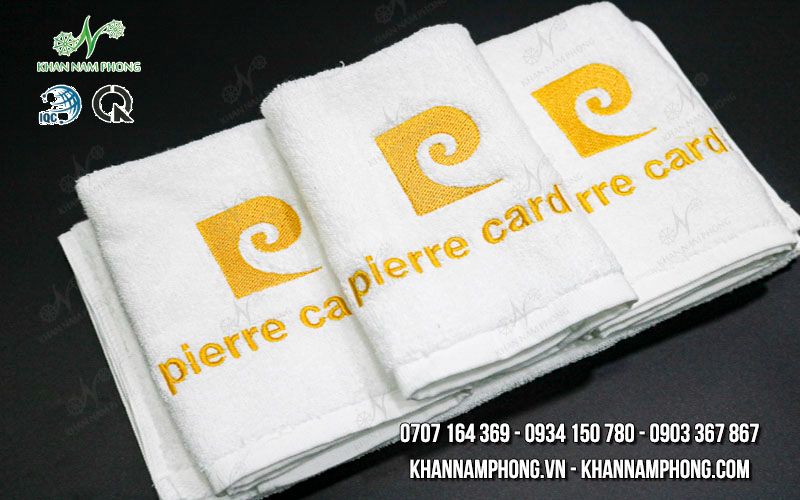 Khăn Tay Quà Tặng Màu Trắng Thêu Logo Pierre Cardin Bằng Chất Liệu Cotton Khăn tay quà tặng màu trắng thêu logo Pierre Cardin bằng chất liệu cotton