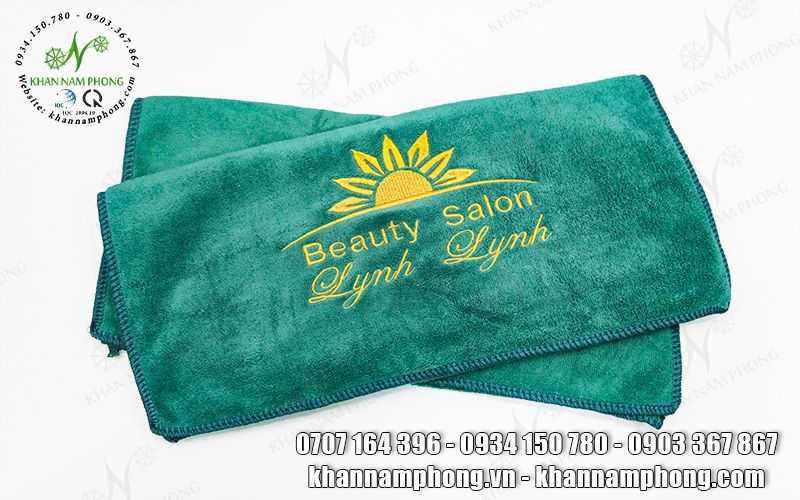 Khăn Gội Đầu Cho Salon Microfiber 40X80Cm Màu Xanh Rêu Thêu Logo Khăn Gội Đầu Cho Salon Microfiber 40x80cm Màu Xanh Rêu Thêu Logo