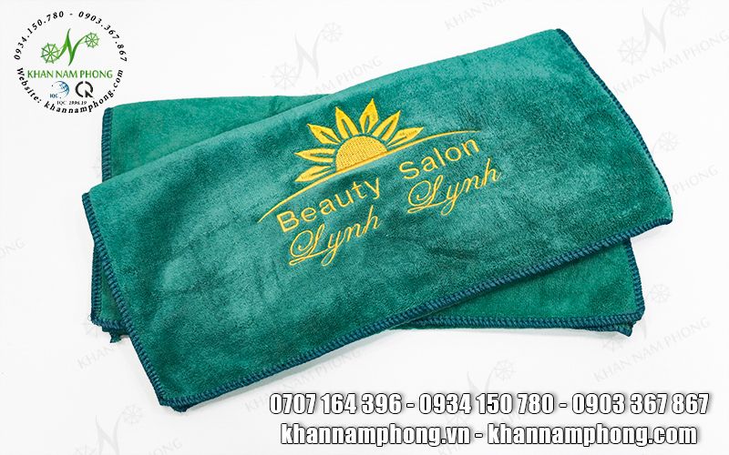 Khăn Gội Đầu Cho Salon Microfiber 40X80Cm Màu Xanh Rêu Thêu Logo Khăn Gội Đầu Cho Salon Microfiber 40x80cm Màu Xanh Rêu Thêu Logo