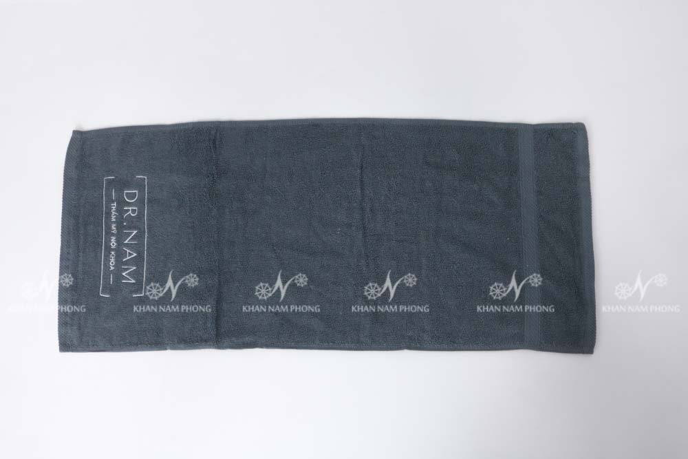 Khăn Spa, Khăn Gội Đầu 100% Cotton Thêu Logo DR. NAM Màu Xám Khăn Spa, Khăn Gội Đầu 100% Cotton Thêu Logo DR. NAM Màu Xám
