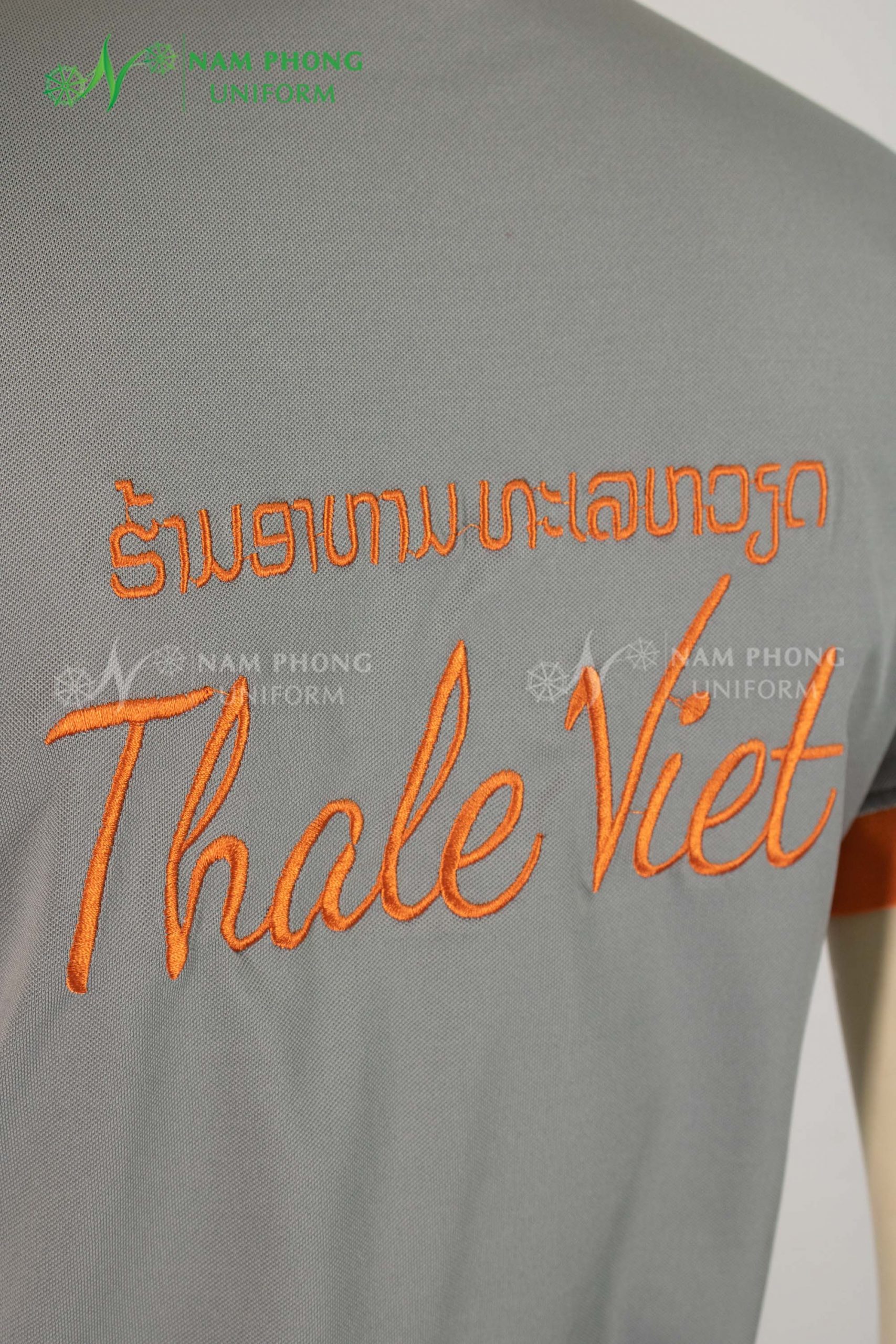 Áo Polo Đồng Phục Có Cổ Làm Nails Màu Xám Thêu Logo Thale Viet Nail &Amp; Spa Hình ảnh DPSP – ThaLe Viet Nail & Spa