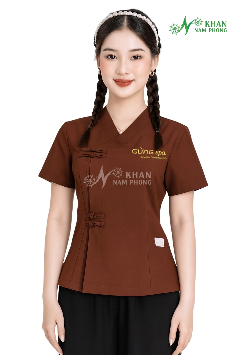 Quần Áo Đồng Phục Spa Màu Nâu Cotton Nhật Cao Cấp Thêu Logo Quần Áo Đồng Phục Spa Màu Nâu Cotton Nhật Cao Cấp Thêu Logo