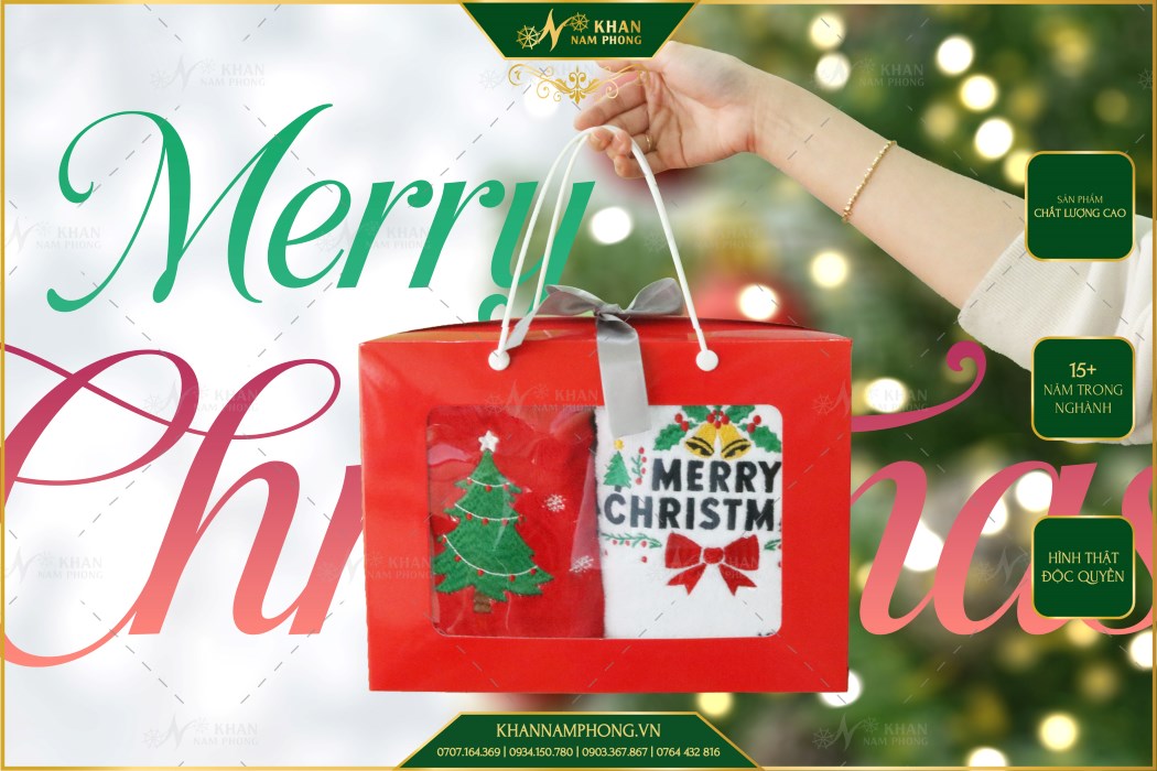 Set 2 Khăn Cotton Nam Phong Thêu Họa Tiết Noel Xinh Xắn Set 2 khăn cotton Nam Phong thêu họa tiết Noel xinh xắn