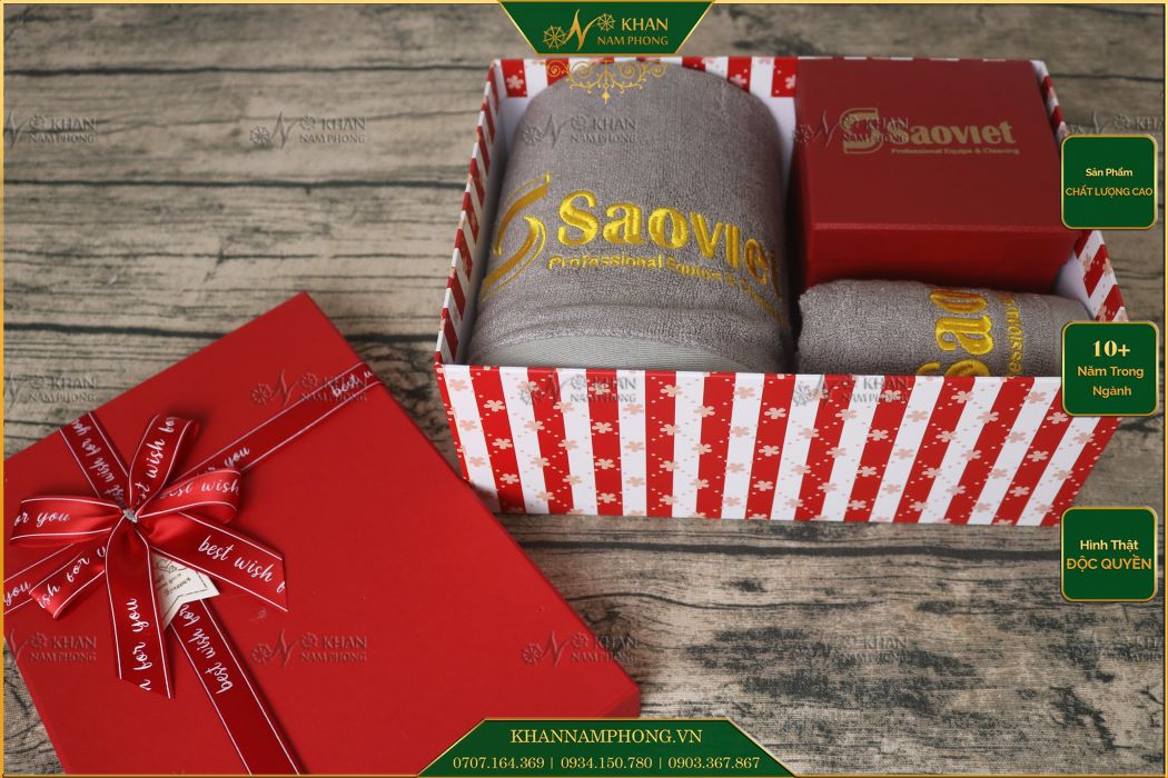 Set Quà Tặng Gồm: 1 Khăn Tắm Lớn, 1 Ly Sứ In Logo, 1 Khăn Mặt Thêu Logo Set quà tặng gồm: 1 khăn tắm lớn, 1 ly sứ in logo, 1 khăn mặt thêu logo