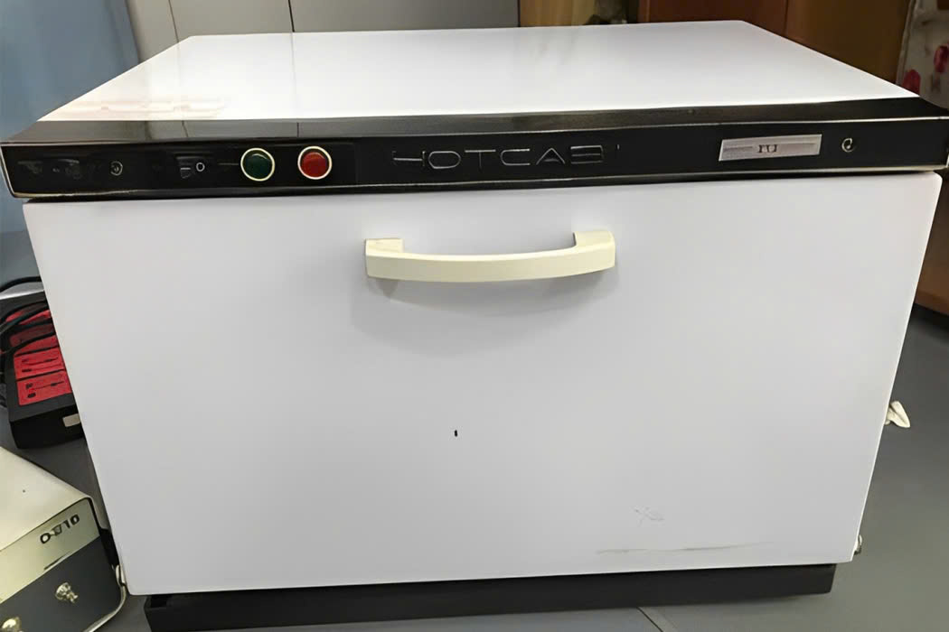 Tủ Hấp Khăn Spa D-212 Tủ hấp khăn spa D-212