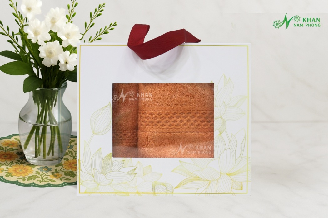 Combo 2 Khăn Quà Tặng Vbamboo 28X50Cm &Amp; 50X100Cm Màu Cam Đất Đóng Gói Hộp Kéo Trắng Combo 2 khăn quà tặng cao cấp VBamboo màu cam đất