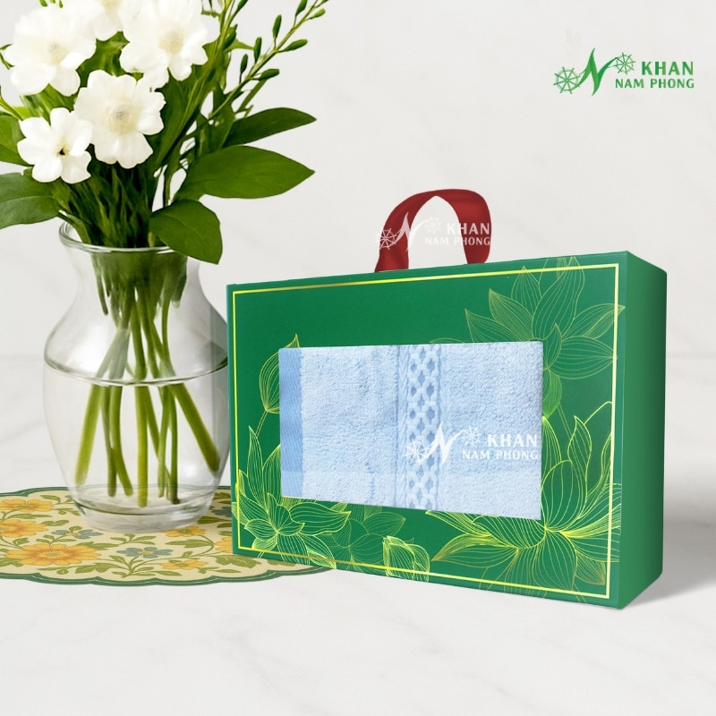 Set Khăn Vbamboo Quà Tặng Cao Cấp 34X80Cm Màu Xanh Da Trời Đóng Hộp Kéo Xanh Lá Set khăn quà tặng cao cấp với màu xanh da trời từ Khăn Nam Phong