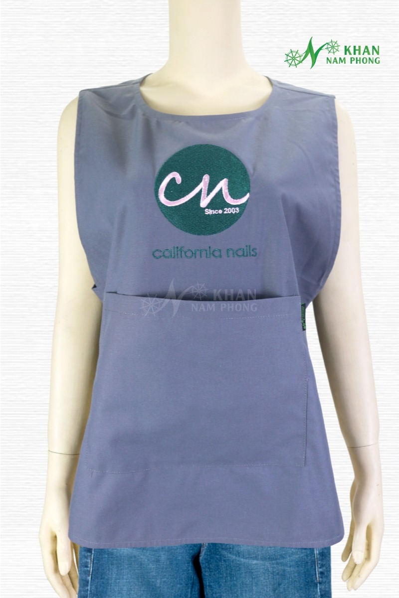 Tạp Dề Nail Màu Xanh Xám Cotton Lạnh Thêu Logo California Nails Freesize Tạp dề nail màu xanh xám cotton lạnh thêu logo California Nails freesize