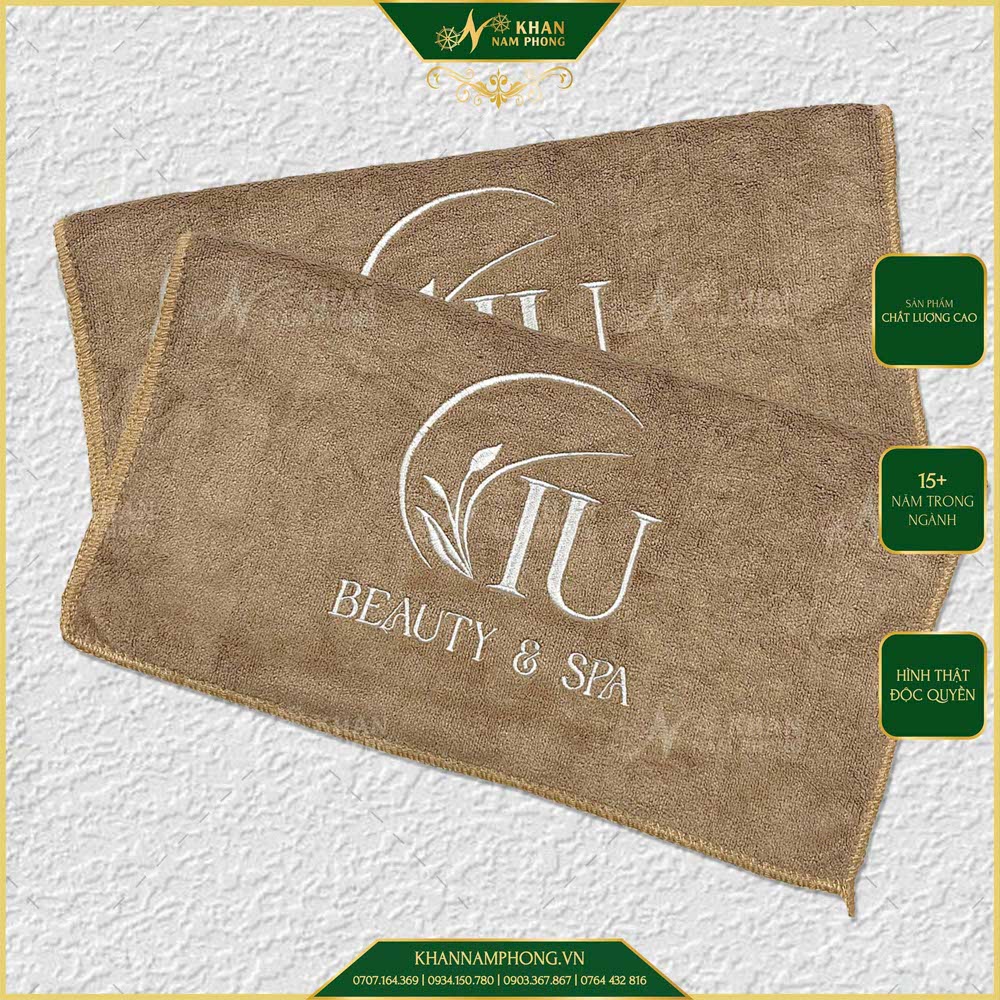 Khăn Làm Nail Microfiber Màu Vàng Nhạt Thêu Logo Iu Beauty &Amp; Spa Khăn Làm Nail Microfiber Màu Vàng Nhạt Thêu Logo IU Beauty & Spa
