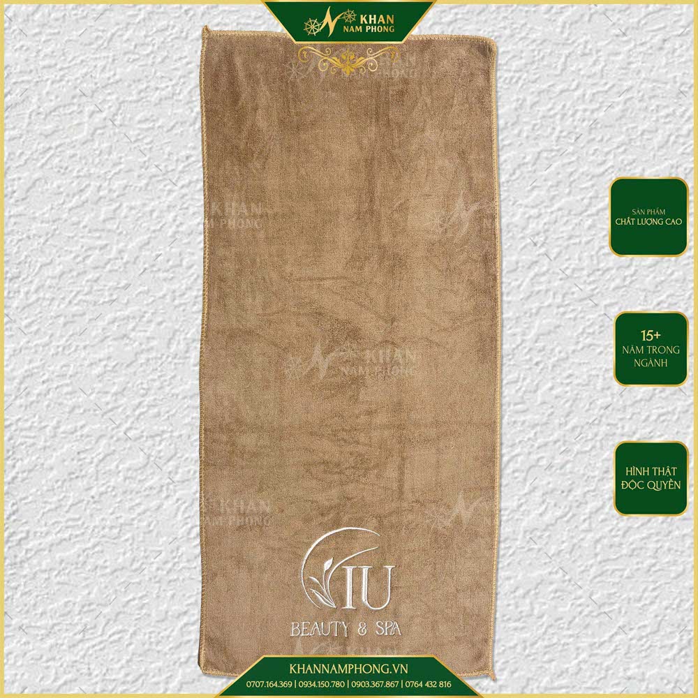 Khăn Làm Nail Microfiber Màu Vàng Nhạt Thêu Logo Iu Beauty &Amp; Spa Khăn Làm Nail Microfiber Màu Vàng Nhạt Thêu Logo IU Beauty & Spa